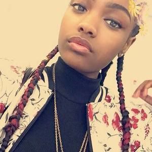 Meet your Posher, Gabriela